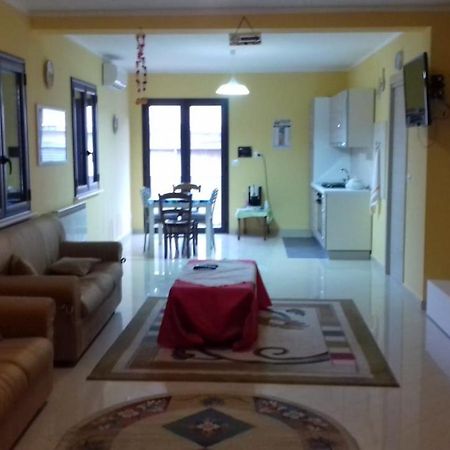 B&B Paradise Вілла-Сан-Джованні Екстер'єр фото